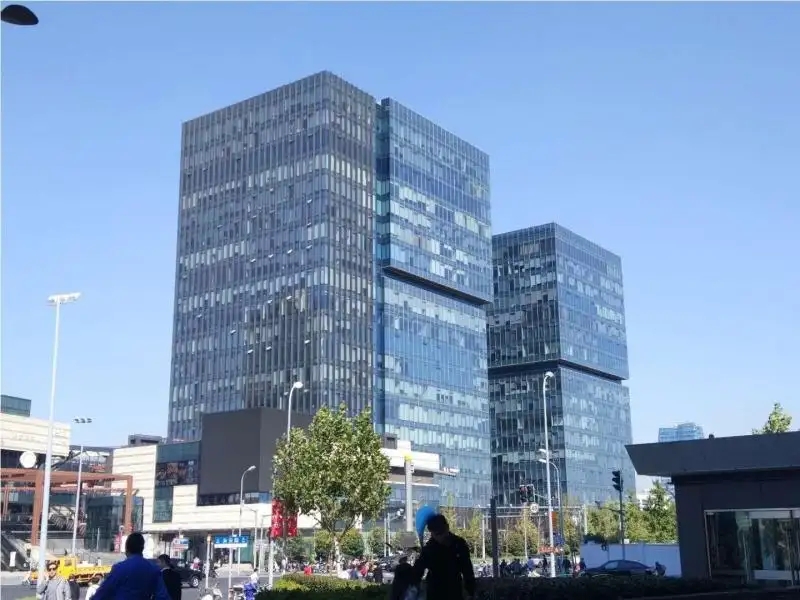 1647226646999860.jpg 绿地中心.jpg